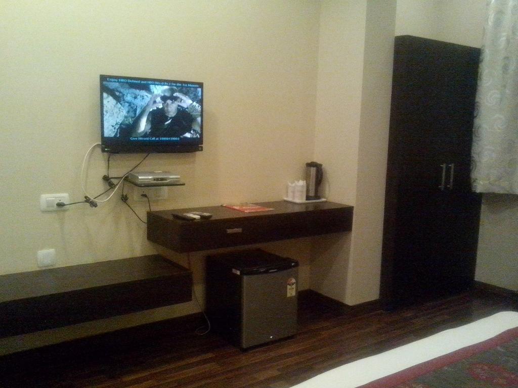 Hotel Krishna International Vrindāvan Cameră foto